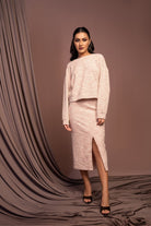 نتشي بلوزة نص بطن نسائية بأكمام طويلة