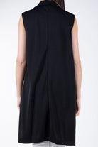 ميكا فيست بدون أكمام بجيوب أمامية