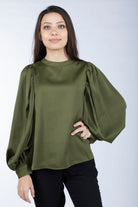 نتشي بلوزة اوفر سايز بأكمام منفوخة