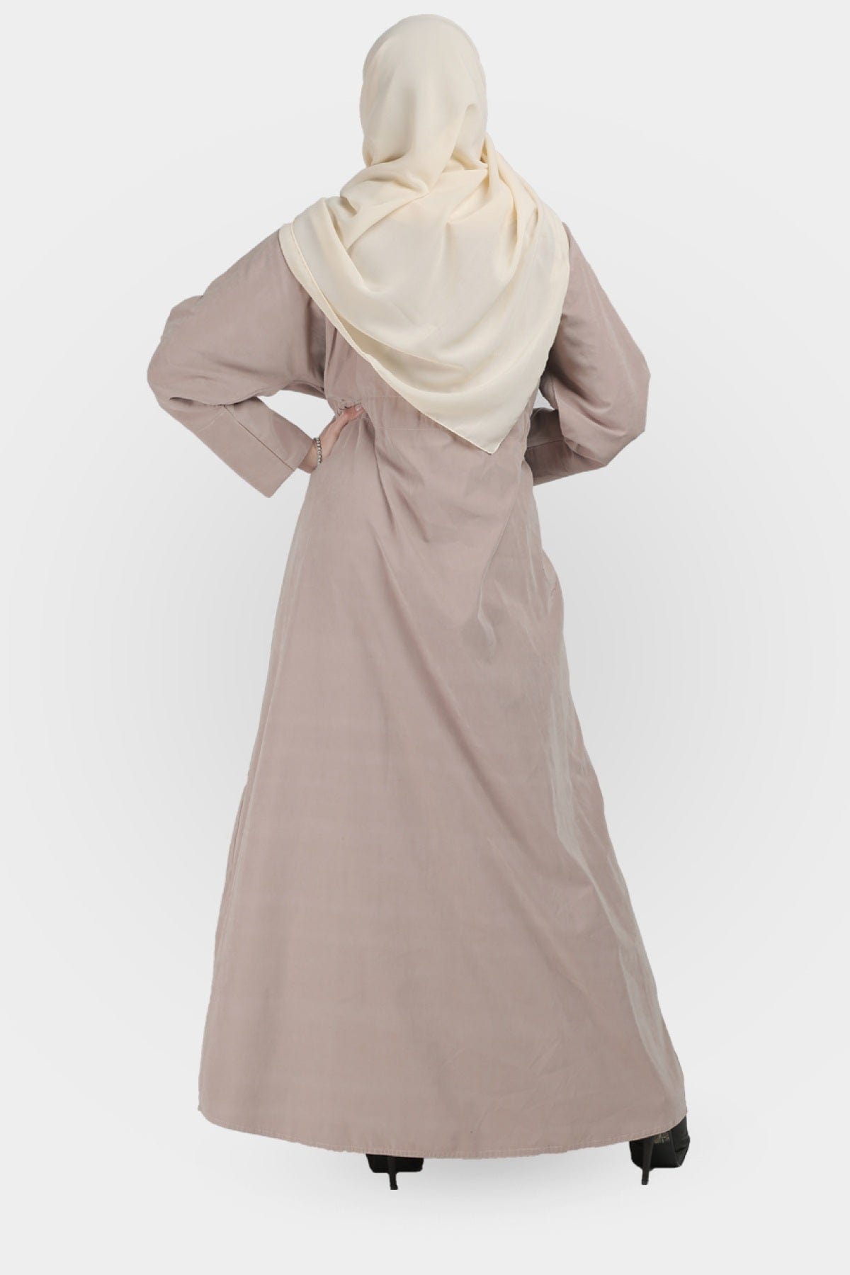 جوهرة عباية بأزرار كلاسيكية للنساء من جلد الغزال مع جيوب وردي فاتح