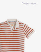 جينجرسنابس تيشيرت أولادي مخطط بالعرض بياقة ونص كم بني