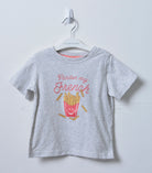 جينجرسنابس تيشيرت قطني بطبعة أمامية نص كم ولادي رمادي فاتح