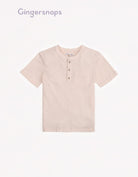 جينجرسنابس تيشيرت ولادي سادة بجيب على الصدر وأزرار أمامية وردي