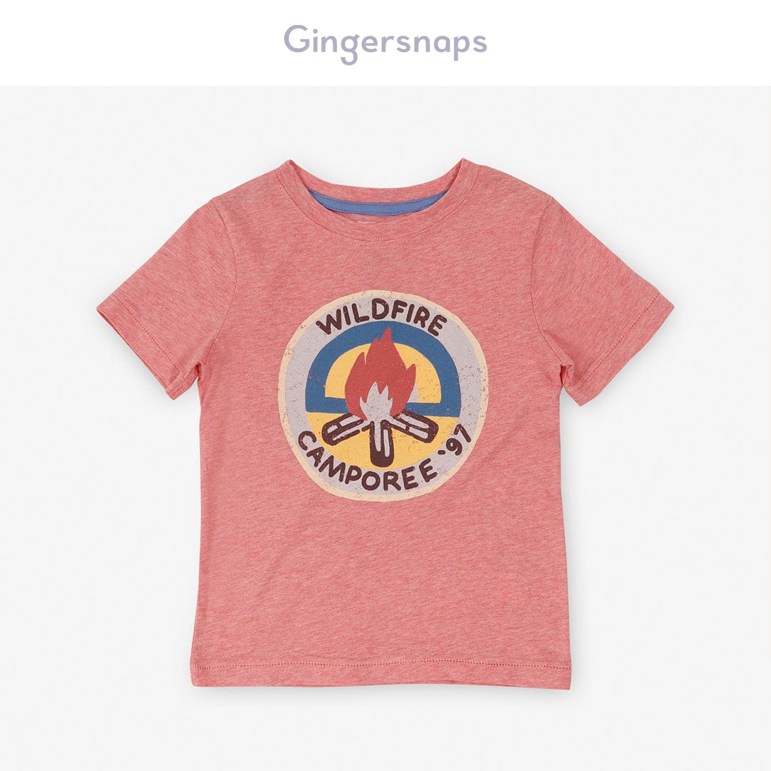 جينجرسنابس تي شيرت ولادي بطبعة أمامية على الصدر أحمر