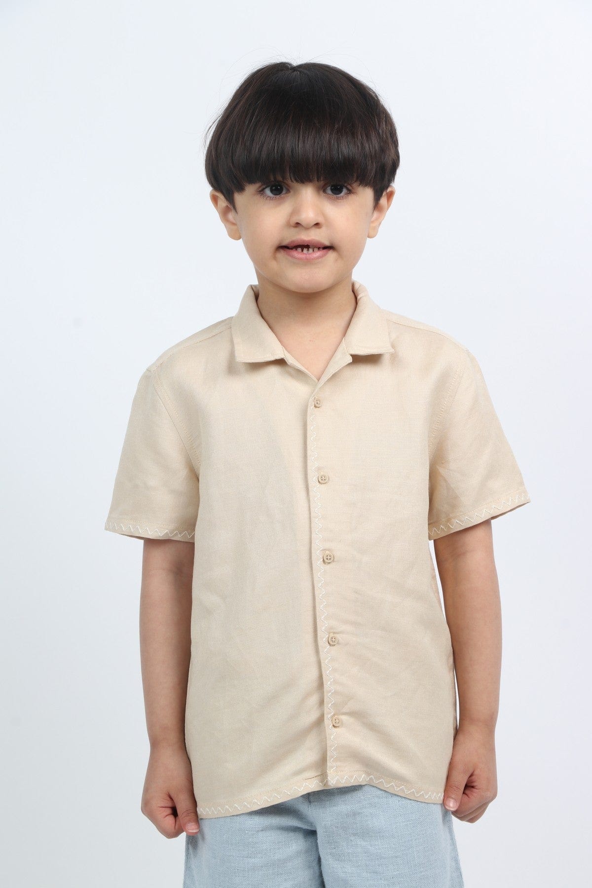 جينجرسنابس قميص أولادي نص كم سادة بيج