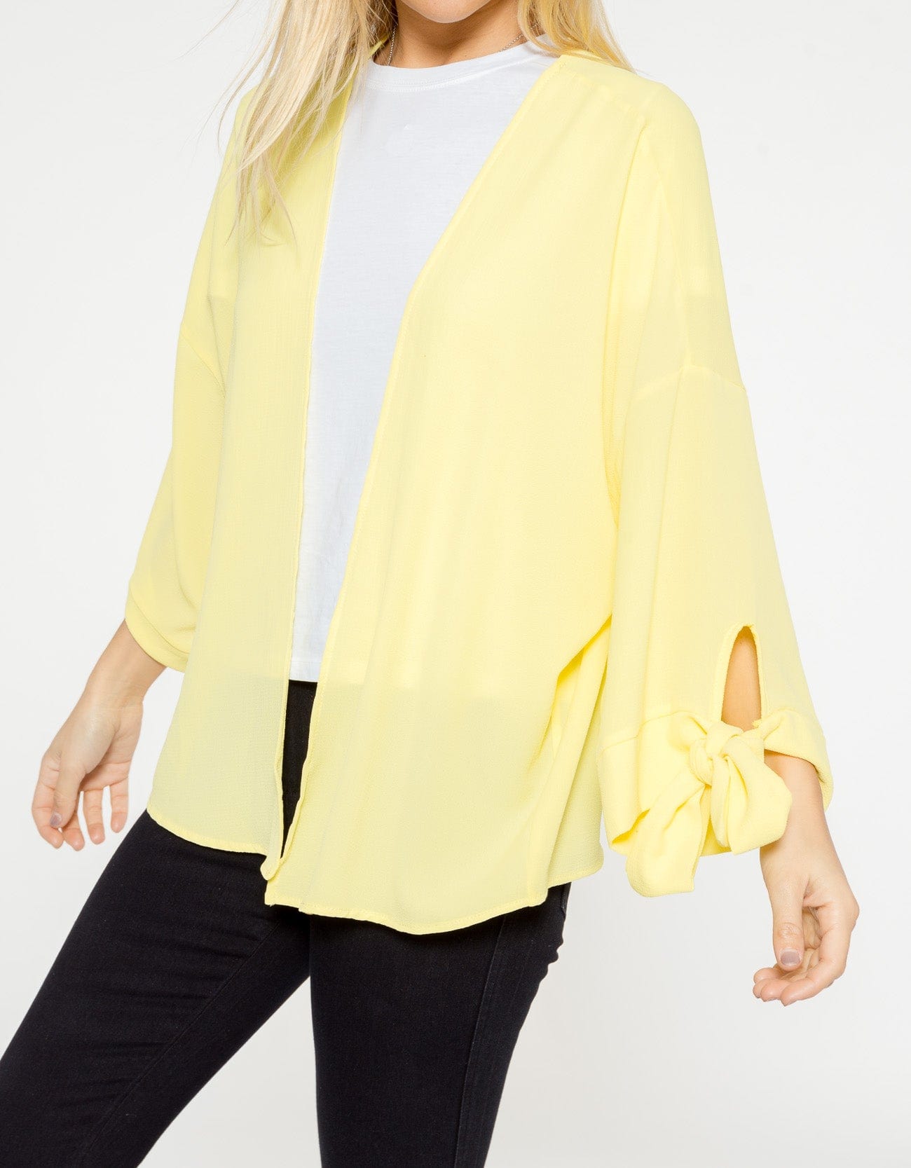 شانا كارديجان قصير مفتوح بأكمام طويلة برباط نسائي