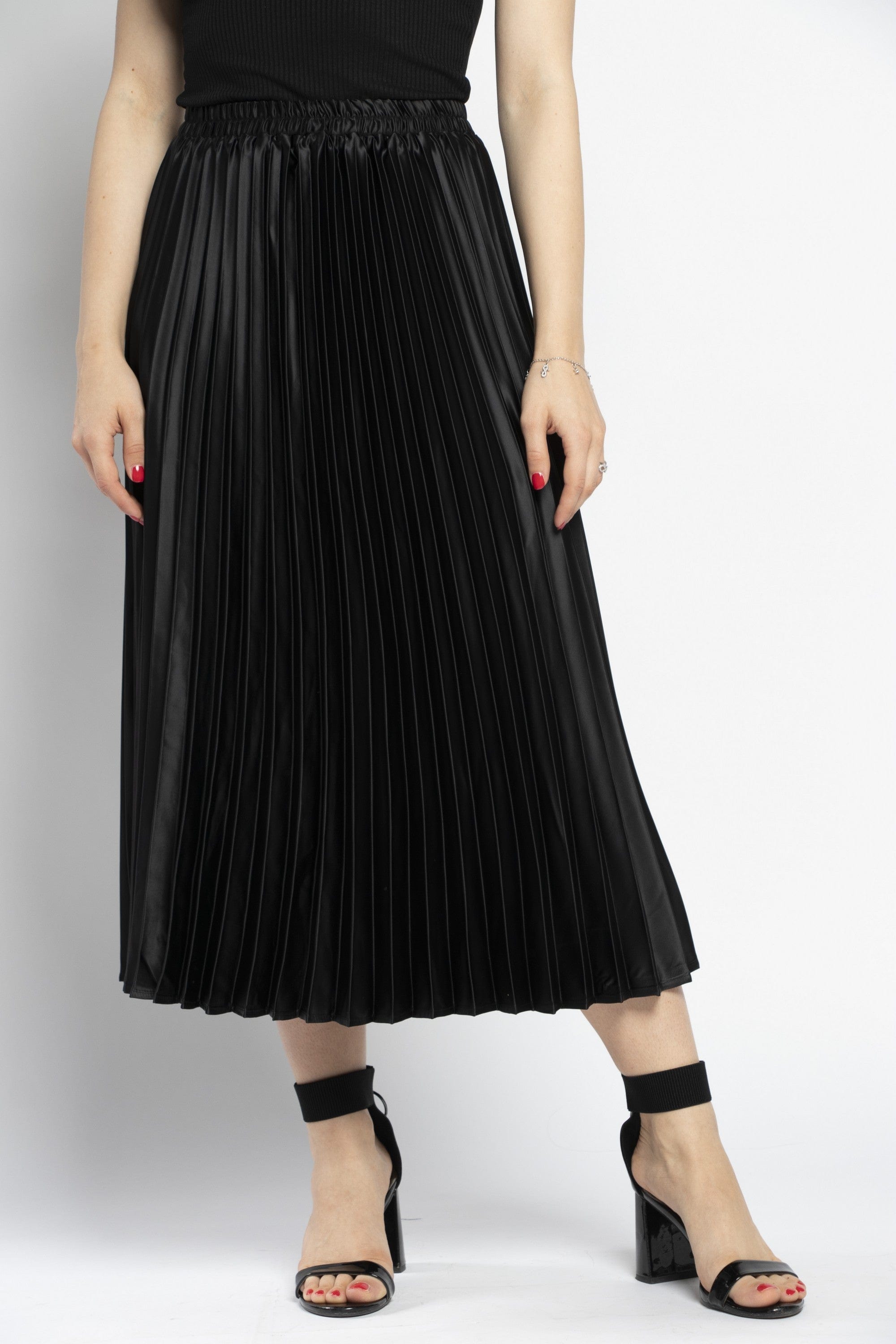 نتشي تنورة ميدي بيليسيه سادة بخصر مطاط