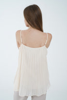 نتشي تانك توب بليسية مزين بدانتيل