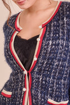 دريسنج بولا بلوزة منقوشة خيوط بأزرار وجيوب أمامية بأكمام طويلة أزرق