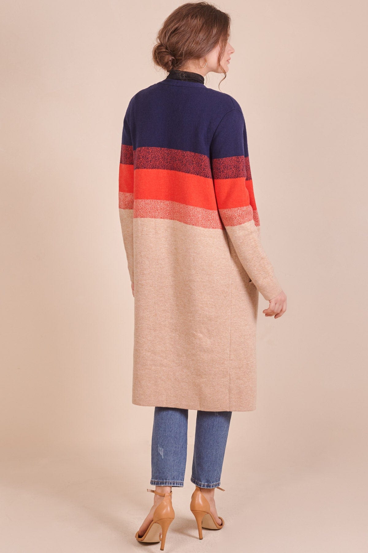 دريسنج بولا كارديجان طويل مخطط بالعرض بأكمام طويلة بيج