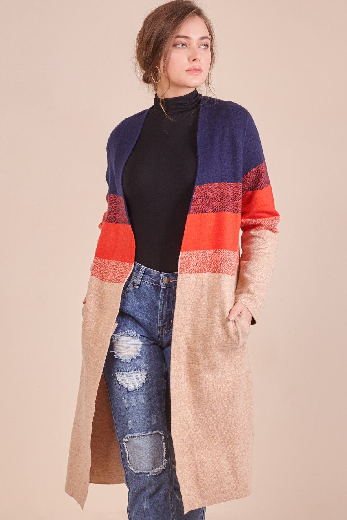 دريسنج بولا كارديجان طويل مخطط بالعرض بأكمام طويلة بيج