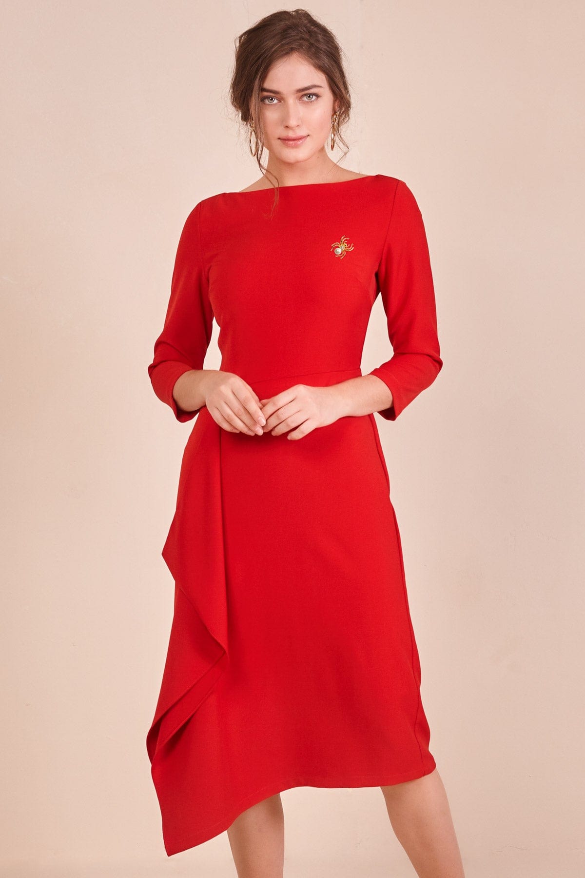 دريسنج بولا فستان سادة ميدي سهرة 3/4 كم بكشكشة نسائي أحمر