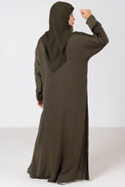 جوهرة عباية حرير مغسولسادة واسع كم طويل أخضر غامق