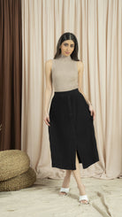 نتشي بلوزة نسائية صيفية بدون أكمام بنص رقبة