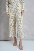 داليدرس بنطلون منقوش وايد ليج وسط مرتفع طويل نسائي