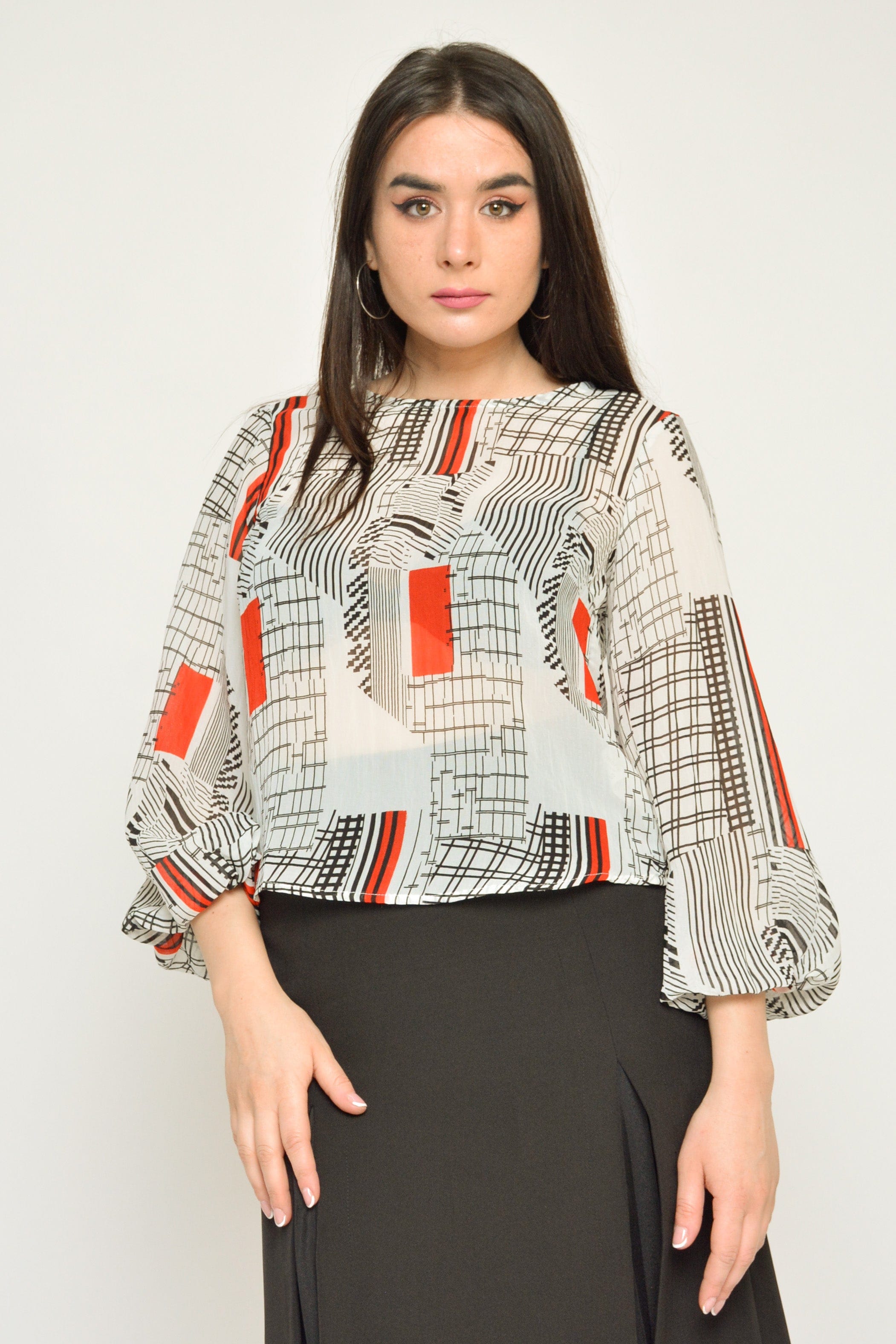 نتشي بلوزة منقوشة بكم طويل منفوخة نسائي