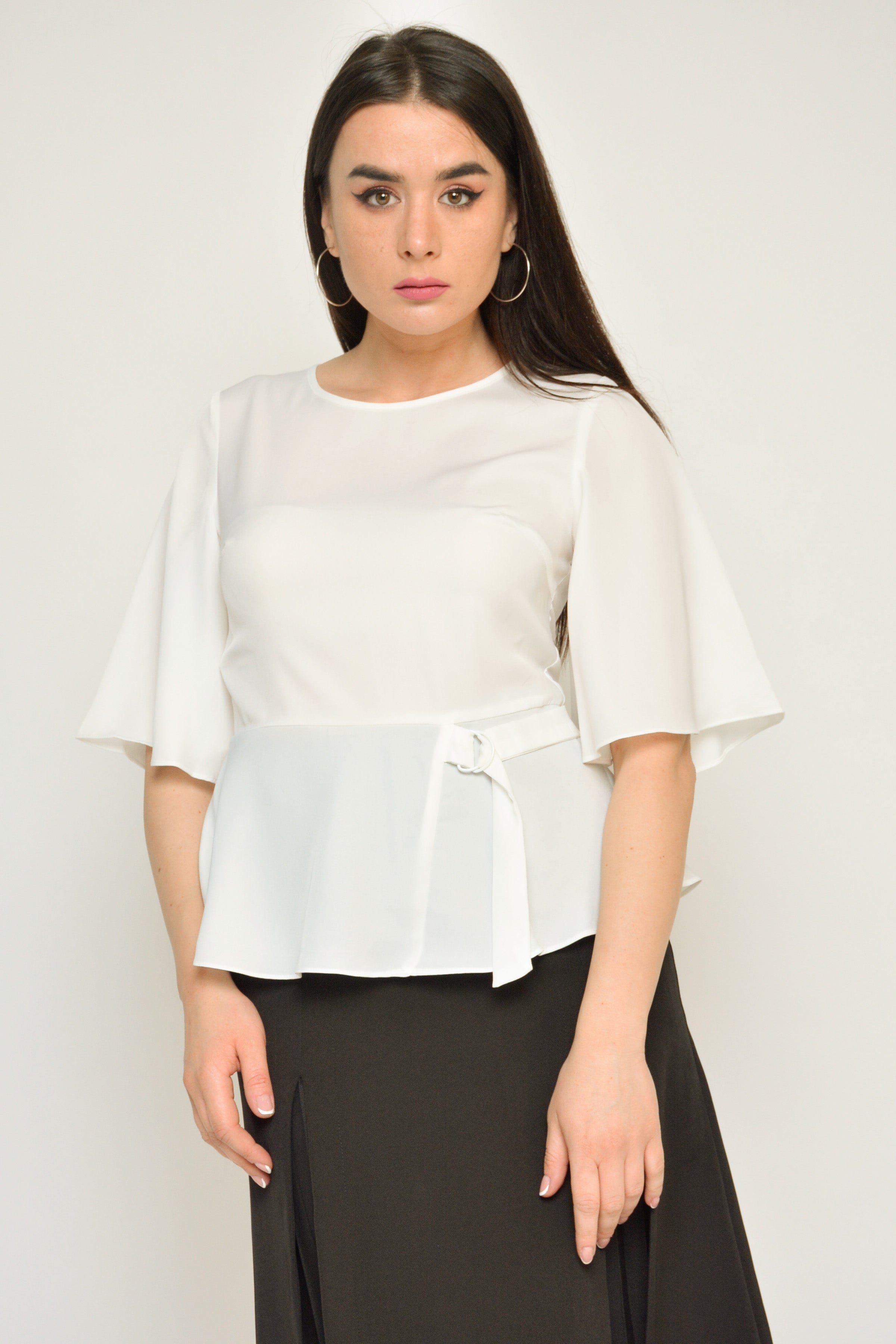 نتشي بلوزة سادة مخصر كم قصير واسع نسائي