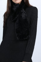 ميكا وشاح فرو سادة نسائي