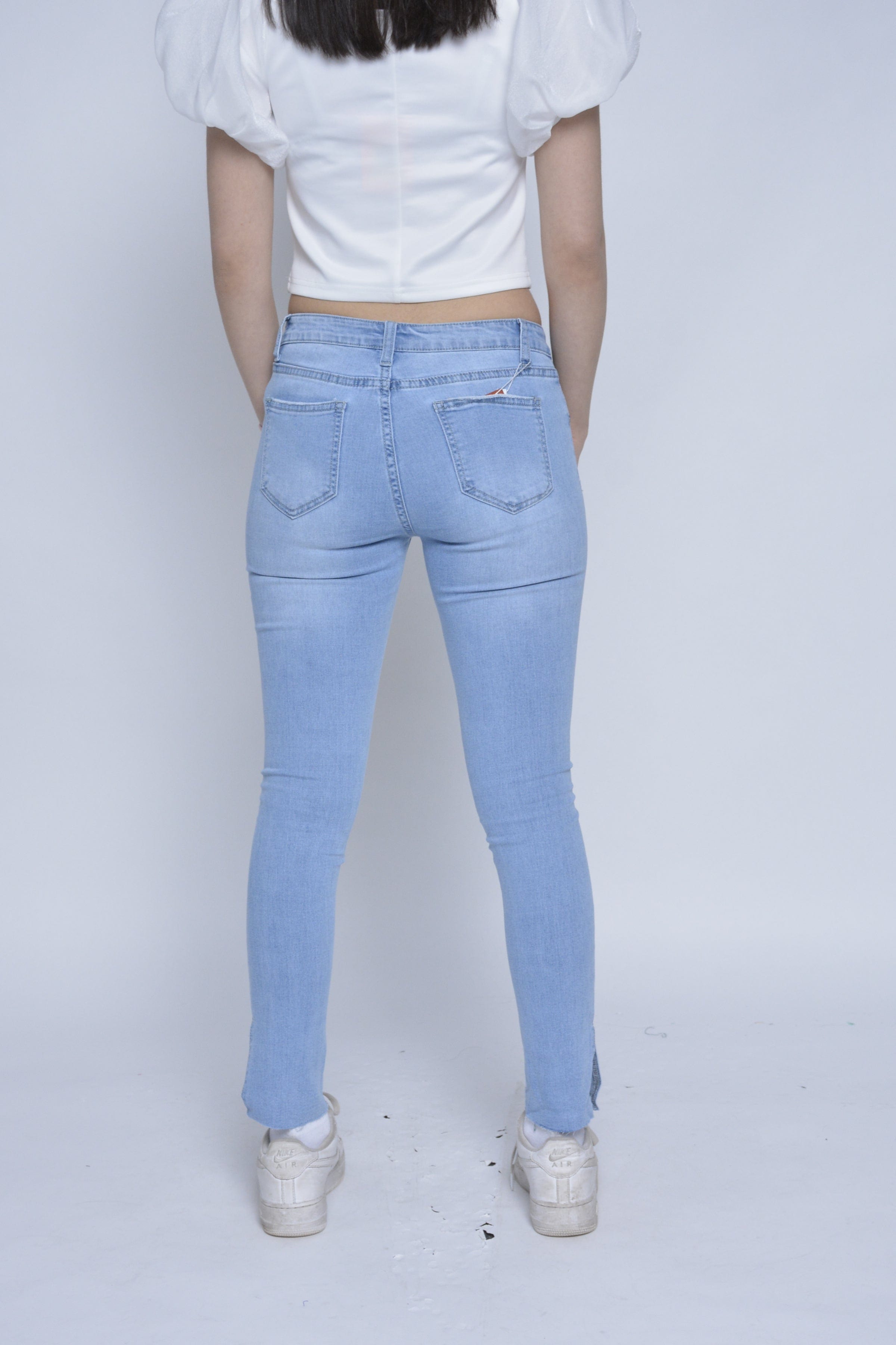 نتشي بنطلون سكيني مقطع على الركبة طويل نسائي