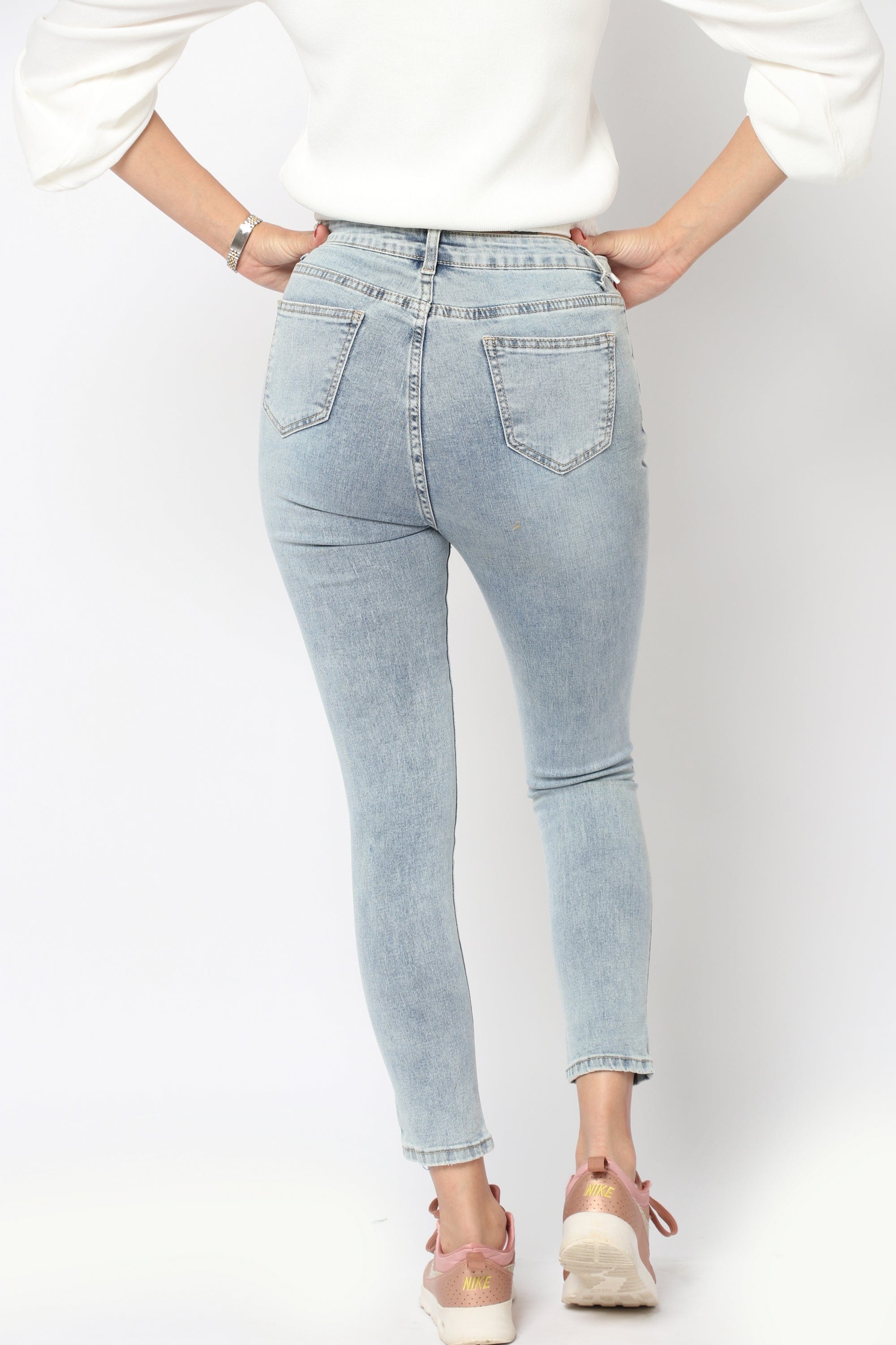 نتشي بنطلون جينز مقطع بسحاب وزرار وجيوب سكيني طويل نسائي