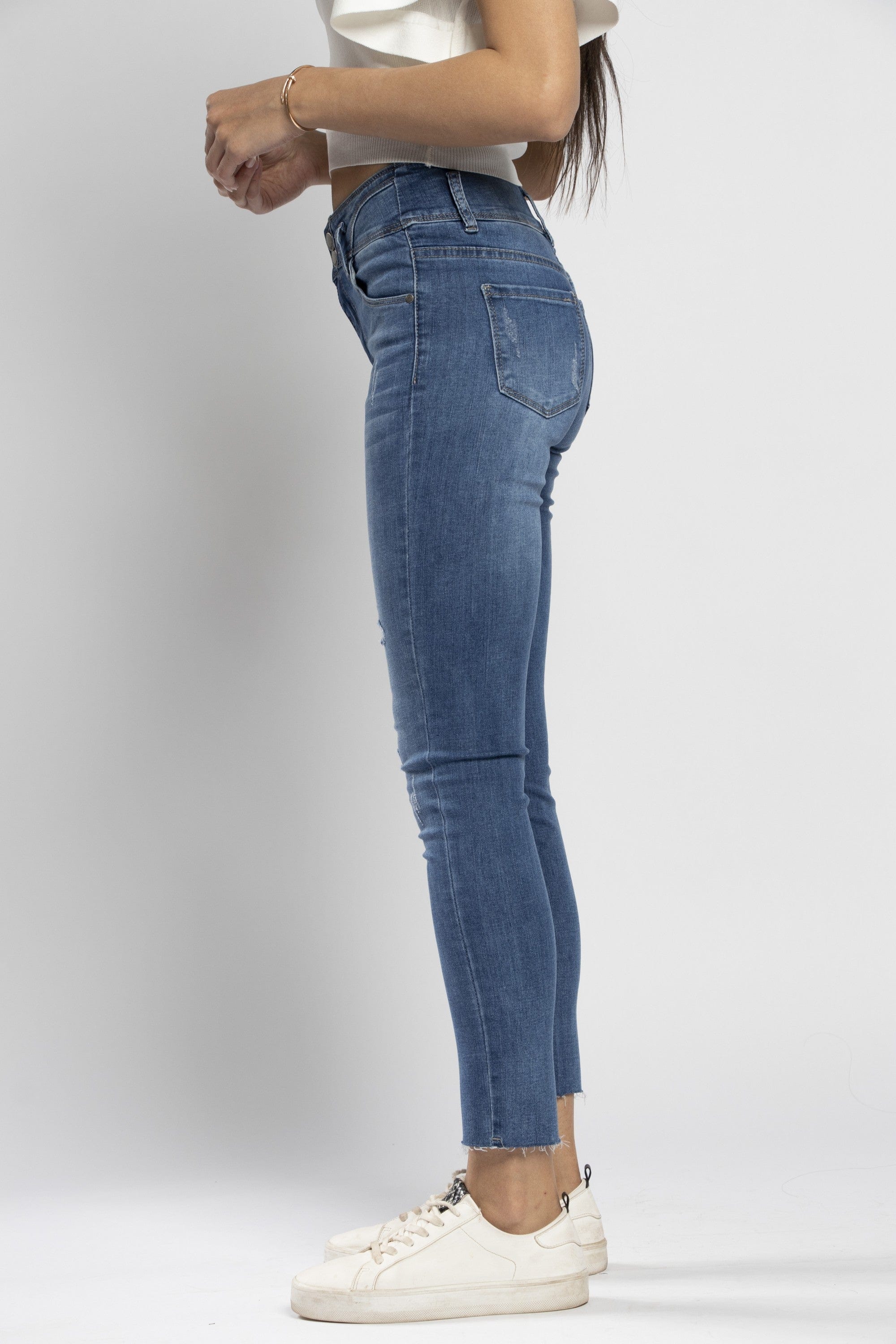 نتشي بنطلون جينز سكيني مصمم مع قطع طويل نسائي