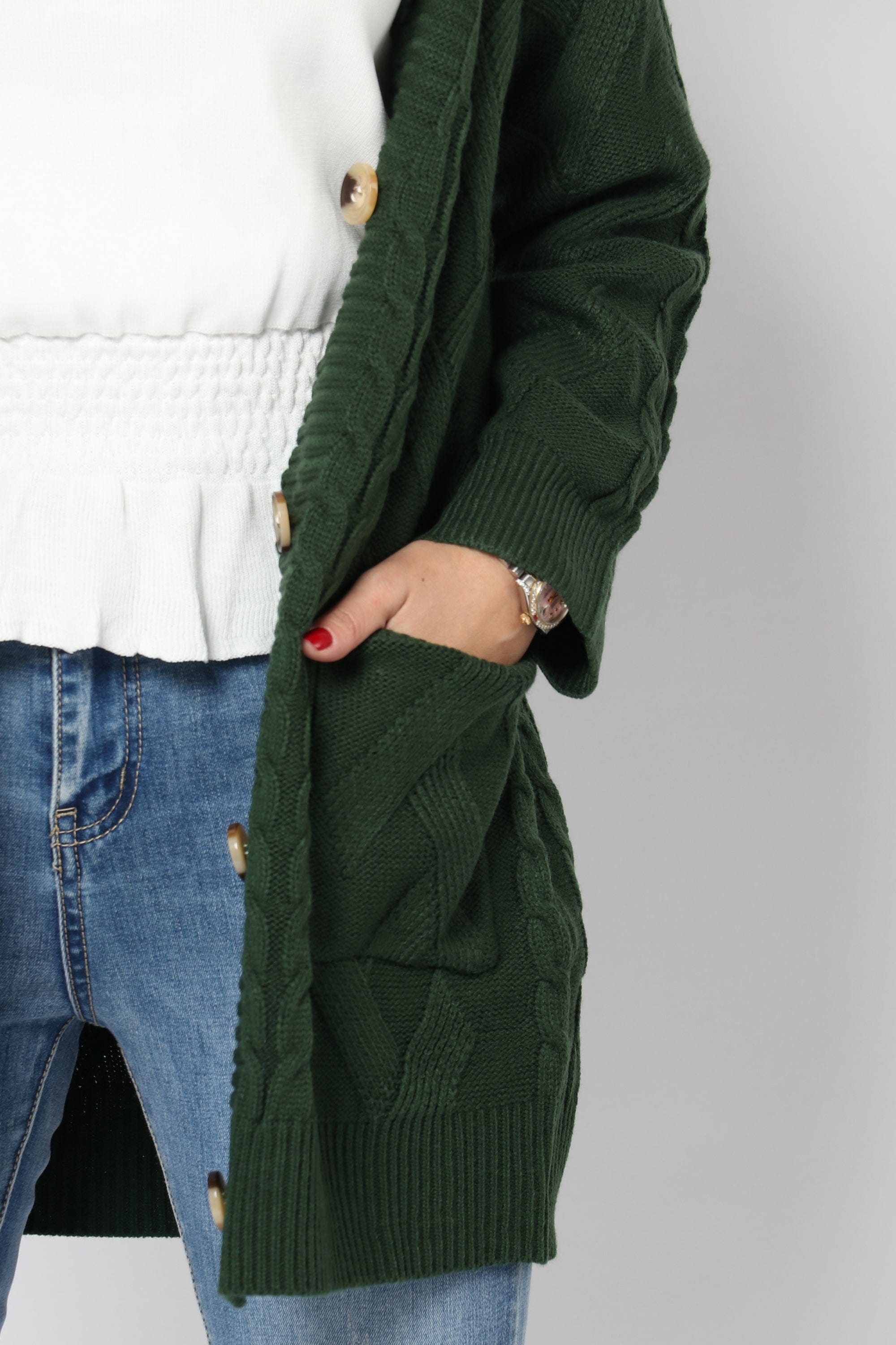 نتشي كارديجان صوف بأزرار أمامية بأكمام طويلة