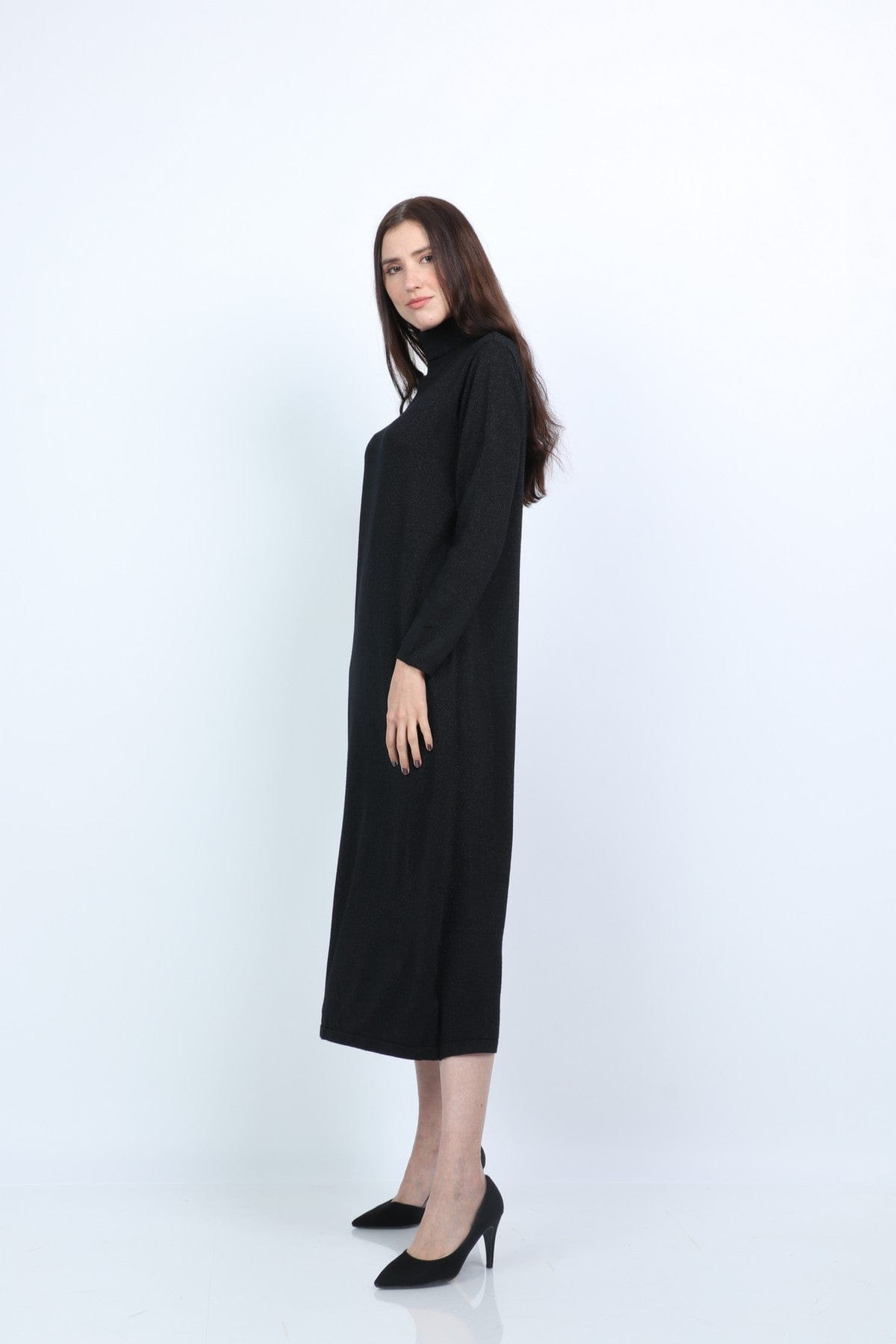 نتشي فستان ميدي صوف شتوي بأكمام طويلة