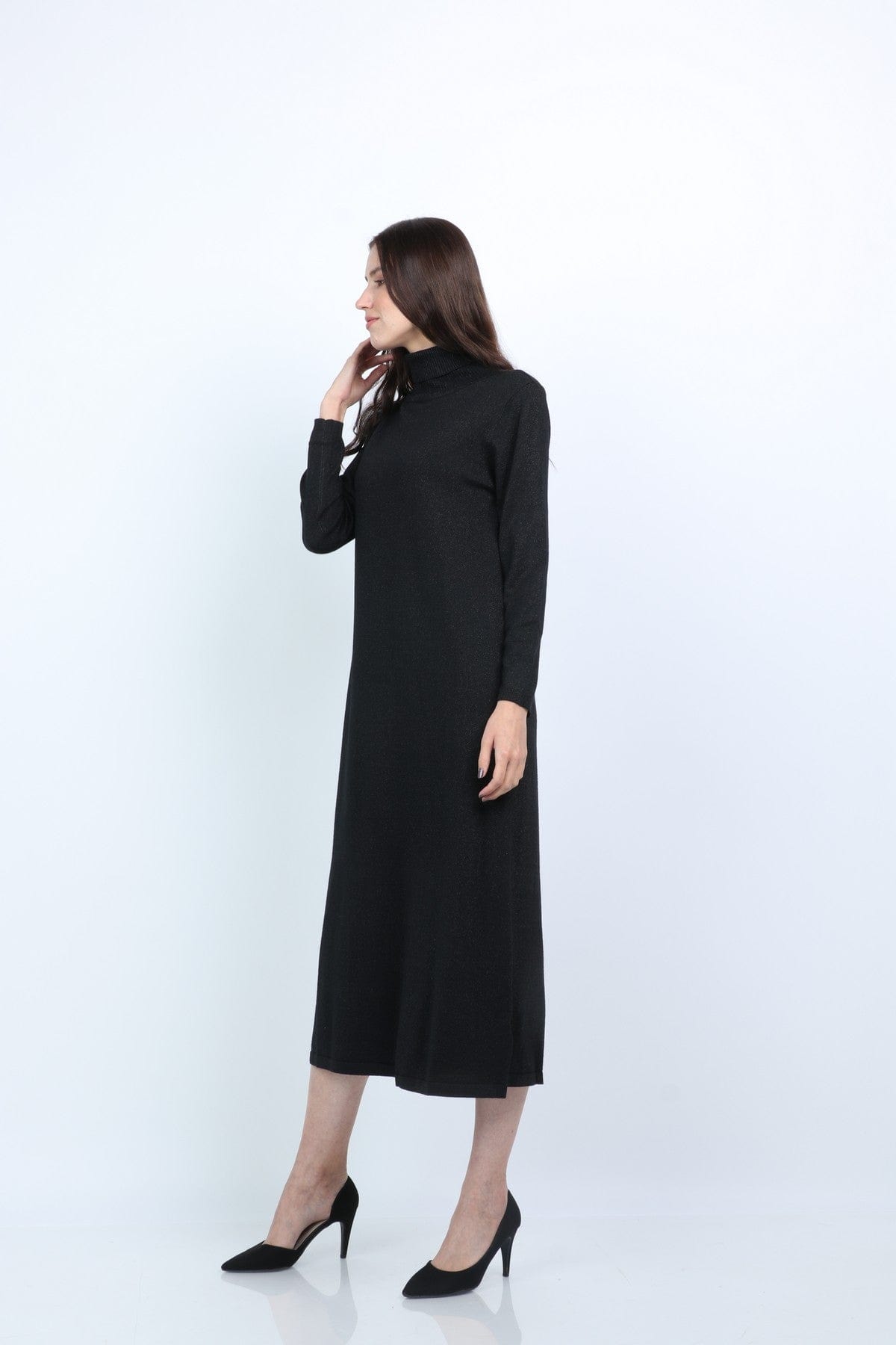 نتشي فستان ميدي صوف شتوي بأكمام طويلة