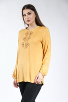 ديامانتين بلوزة مغربية مطرزة من الصدر كم طويل نسائي