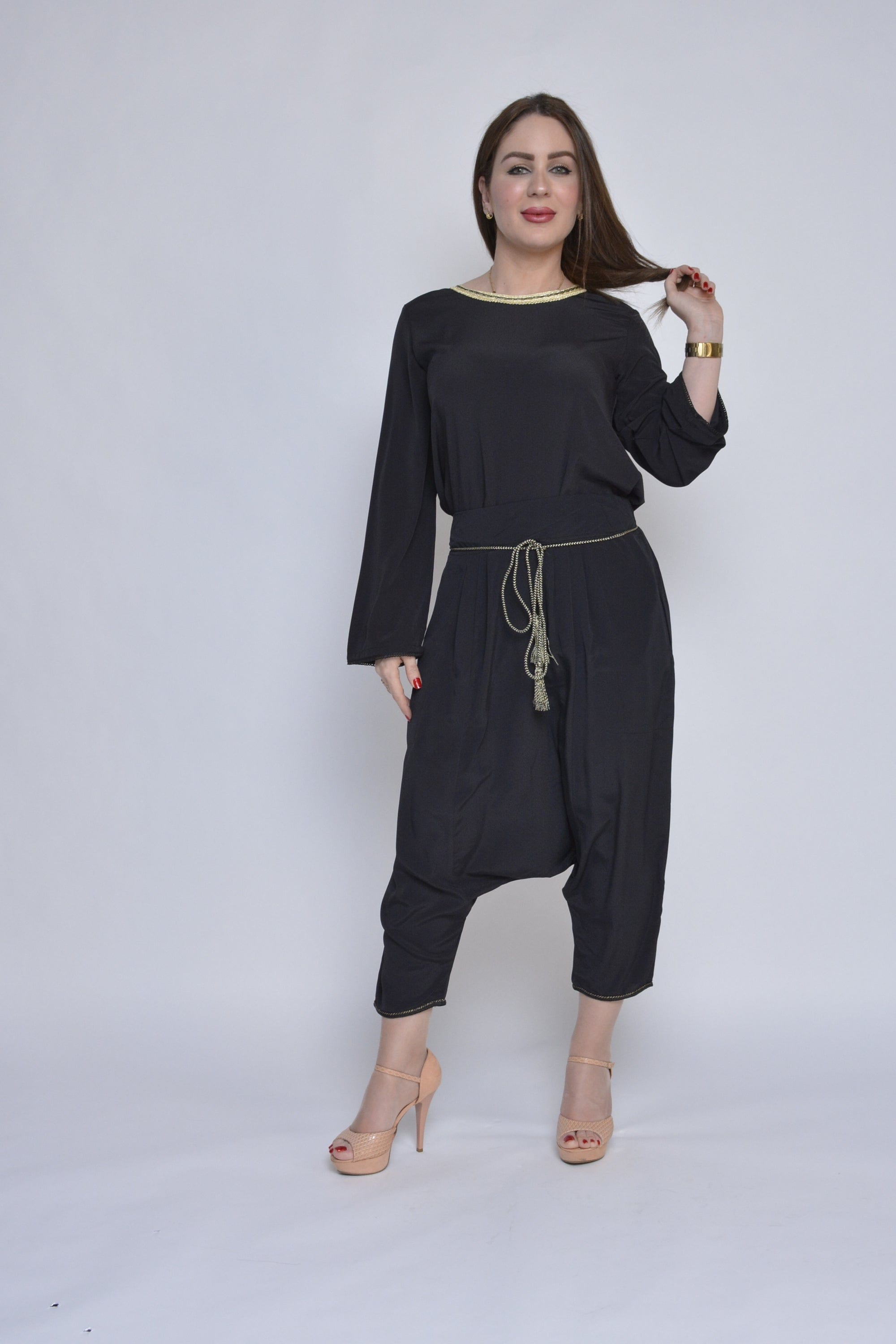 ديامانتين تونك سادة برباط على الخصر كم طويل نسائي