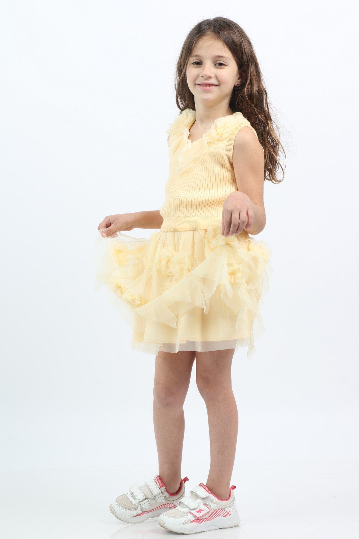 جينجرسنابس تنورة بناتي تل مزينة بالورد كريمي