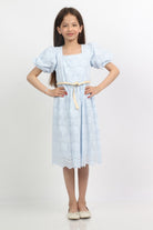 جينجرسنابس فستان بناتي مخرم برباط نص كم بف أزرق