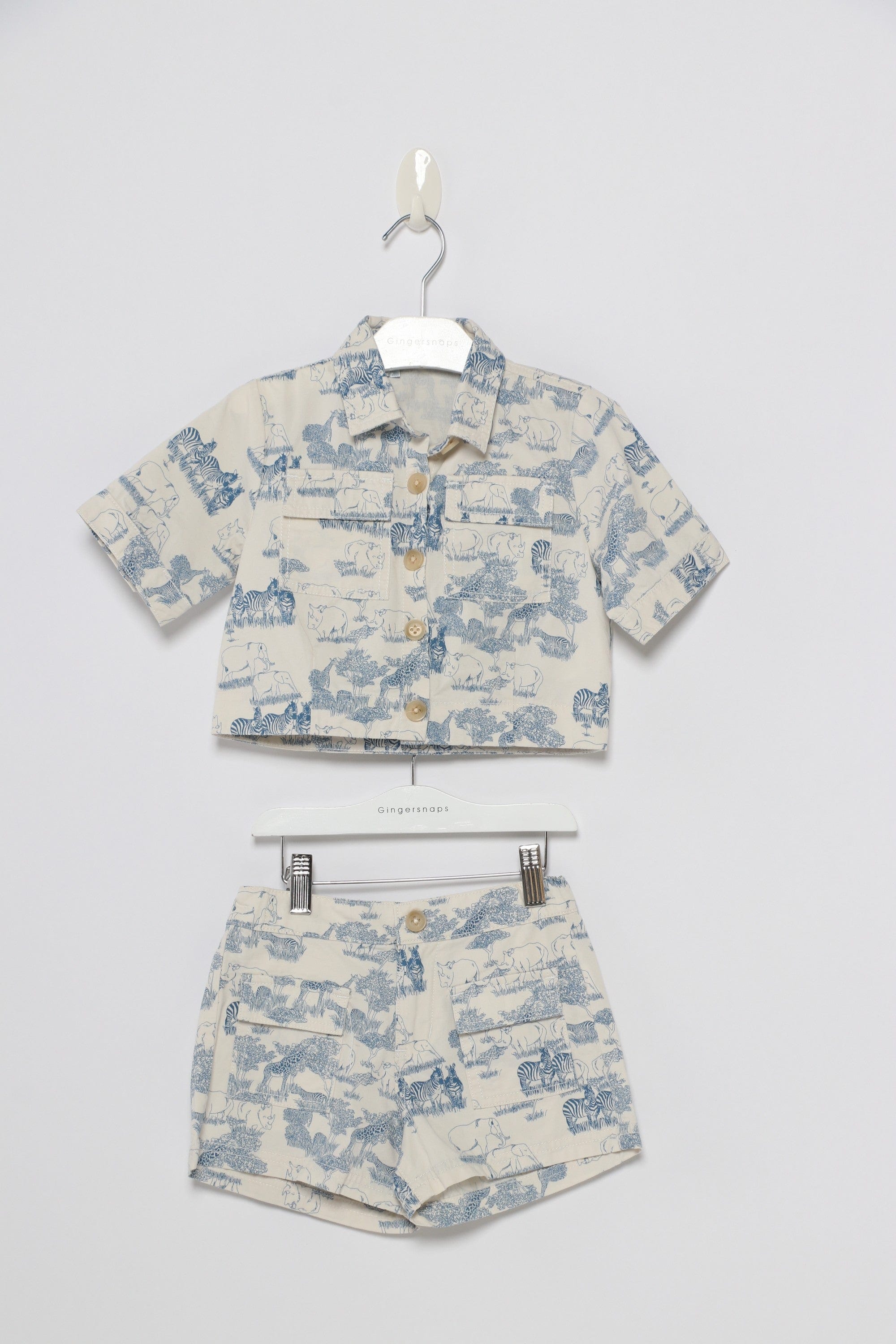 جينجرسنابس طقم بناتي شورت وبلوزة منقوشة أزرق