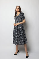 نتشي فستان ميدي منقوش نسائي