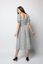 نتشي فستان ميدي منقوش نسائي