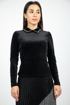 نتشي بلوزة مخملية ضيقة بياقة مطرزة كم طويل نسائي