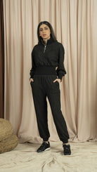 نتشي بلوزة قصيرة بخصر مطاطي وسحاب أسود