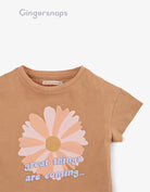 جينجرسنابس تيشيرت بنات بطبعة وردة بني