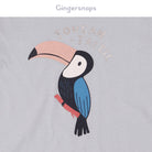 جينجرسنابس تي شيرت بناتي بطبعة بغبغاء نيلي فاتح