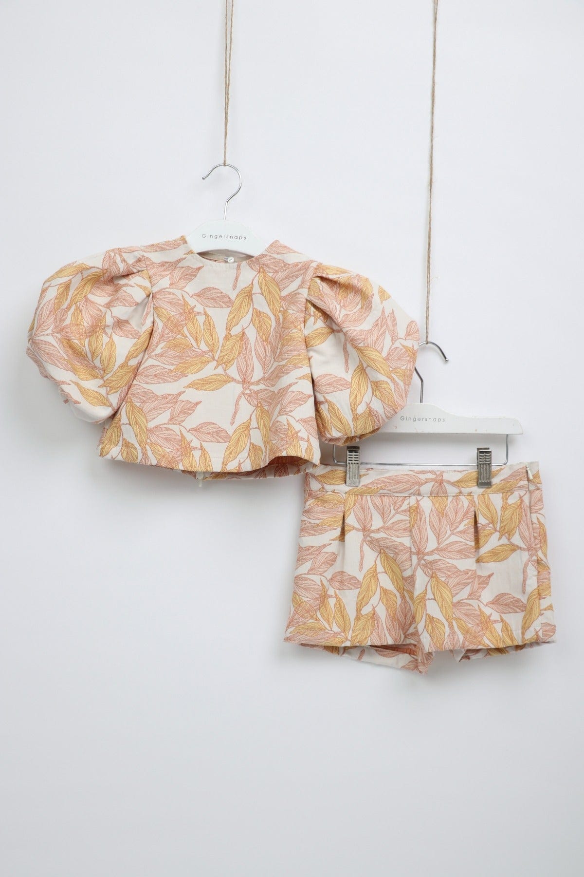 جينجرسنابس طقم شورت بناتي بلوزة وبنطلون مشجرة متعدد الألوان