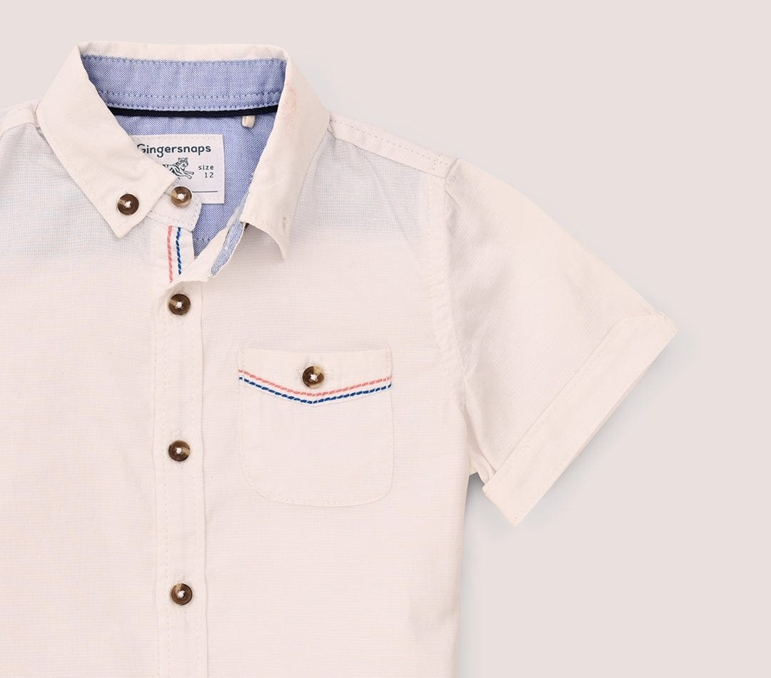 جينجرسنابس قميص بيبي ولادي سادة بجيب مطرز على الصدر أبيض