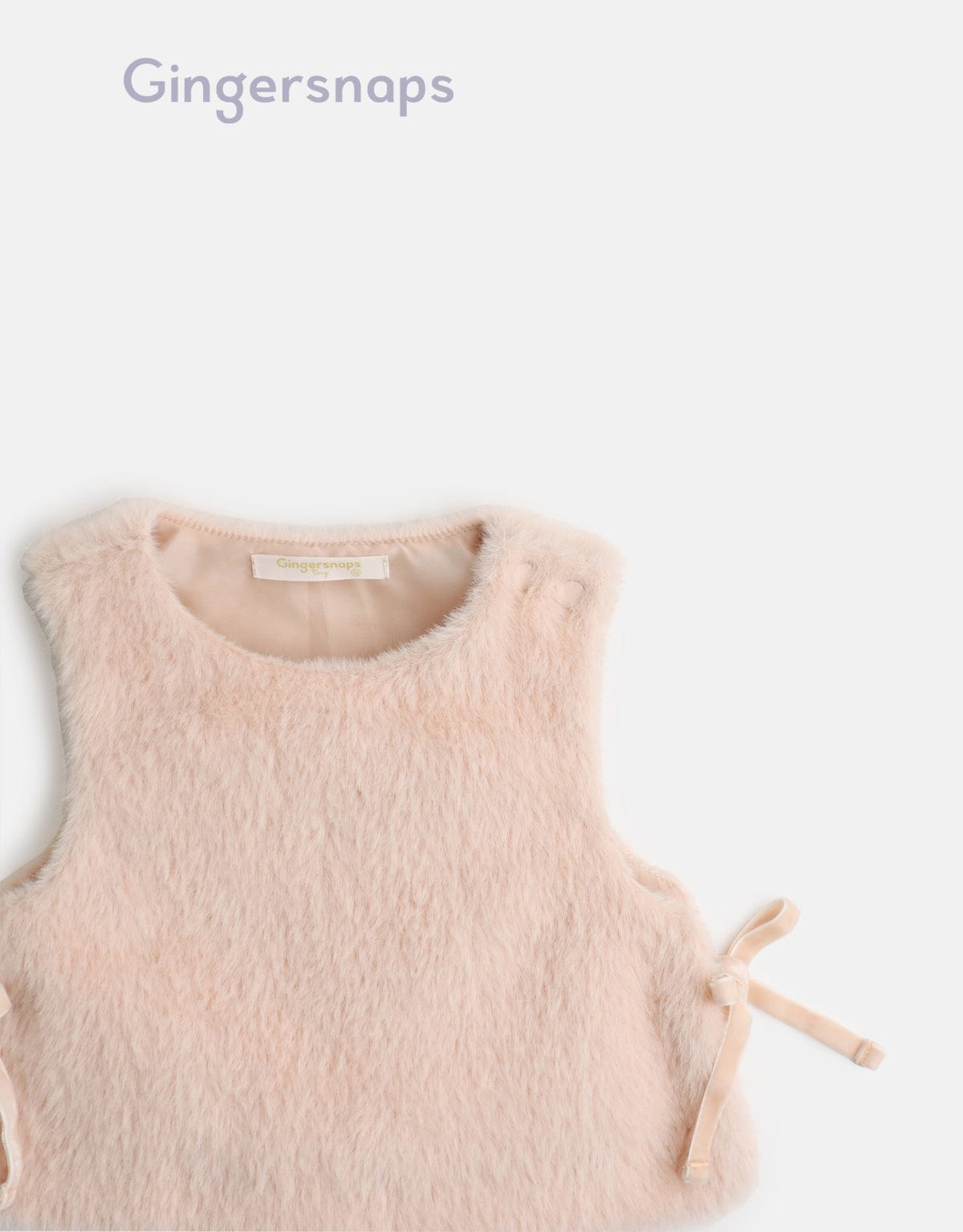 جينجرسنابس سترة كت فرو بفيونكات قصيرة وردي