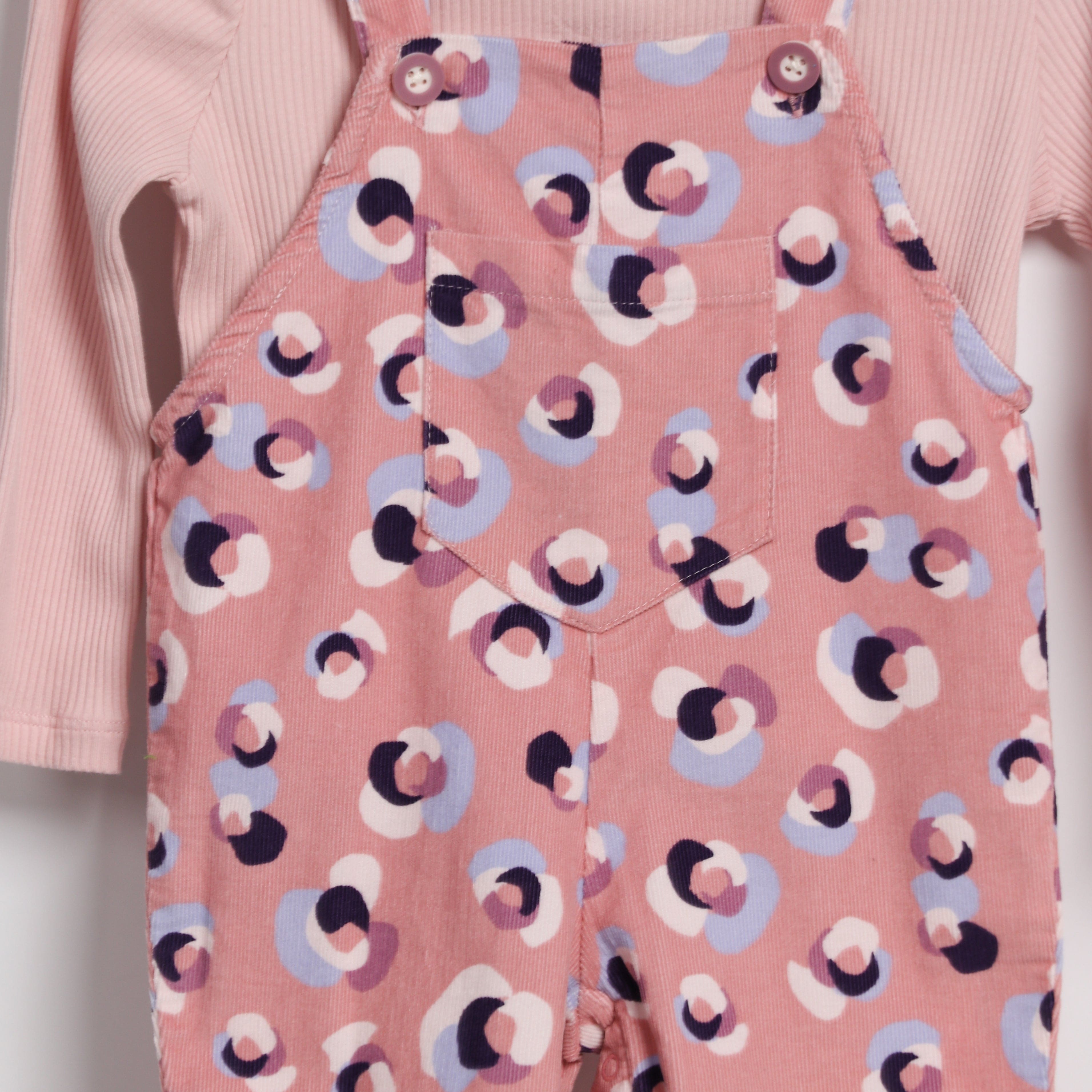 جينجرسنابس جمبسوت بناتي رضع بجيب أمامي متعدد الألوان