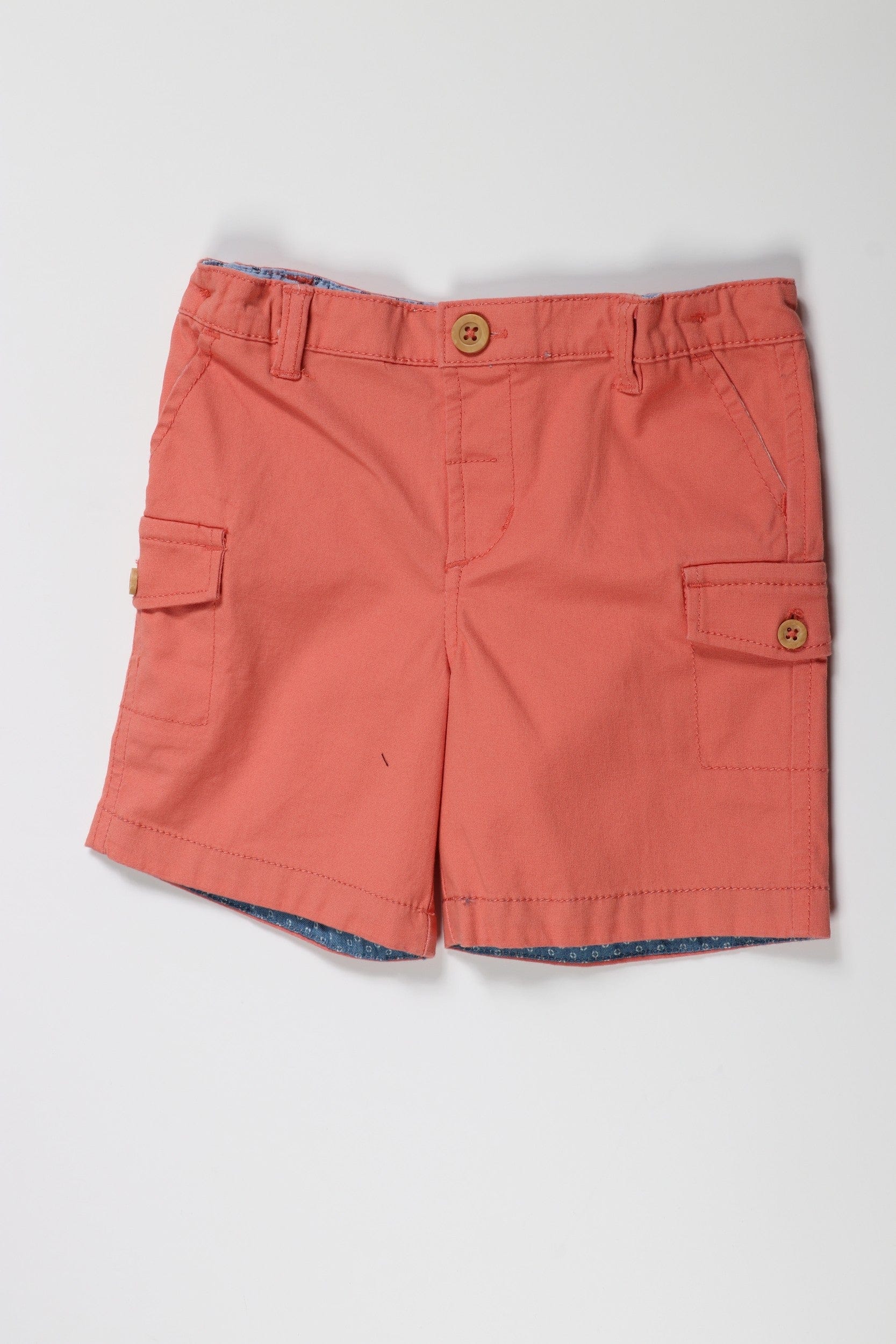 جينجرسنابس شورت ولادي قصير بجيوب جانبية لانتانا