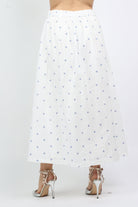 داليدرس تنورة ميدي منقطة مفتوحة من الأمام أبيض