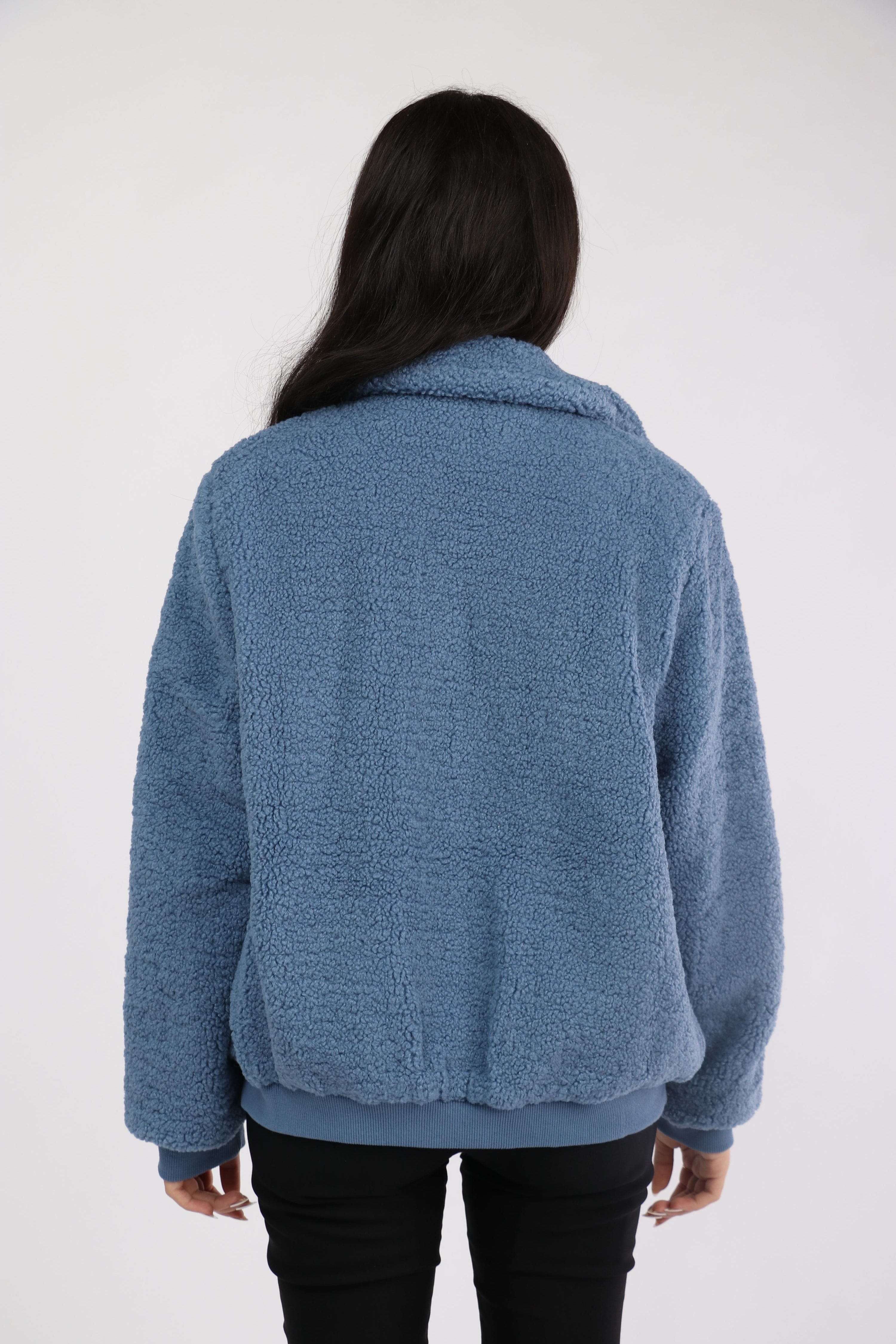 ميكا سترة فرو واسعة بسحاب وجيوب جانبية بأكمام طويلة