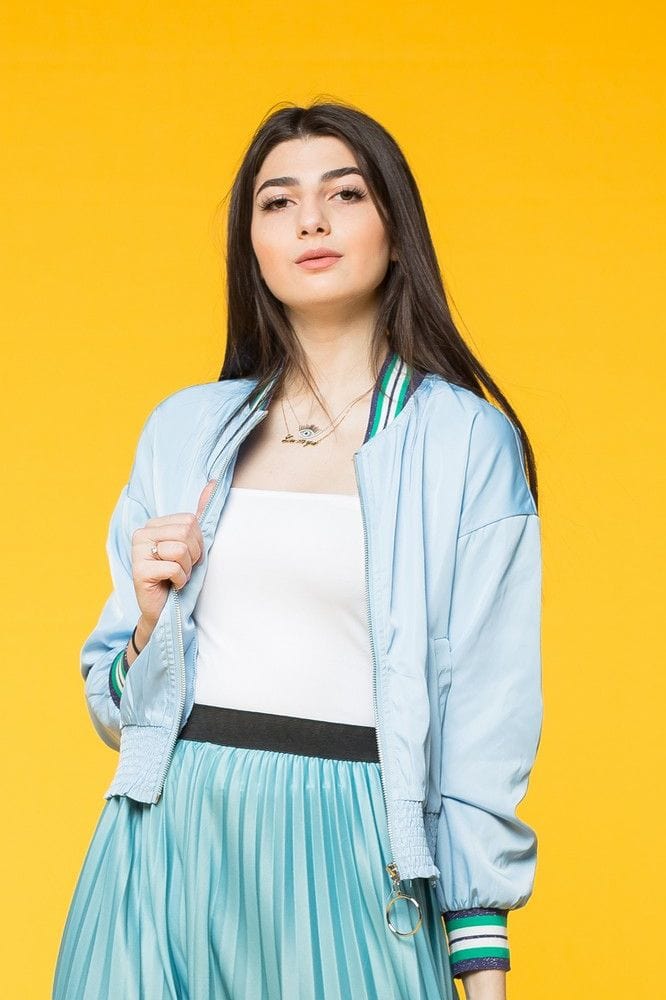 كيتشن جاكيت بكم طويل سادة بسحاب نسائي