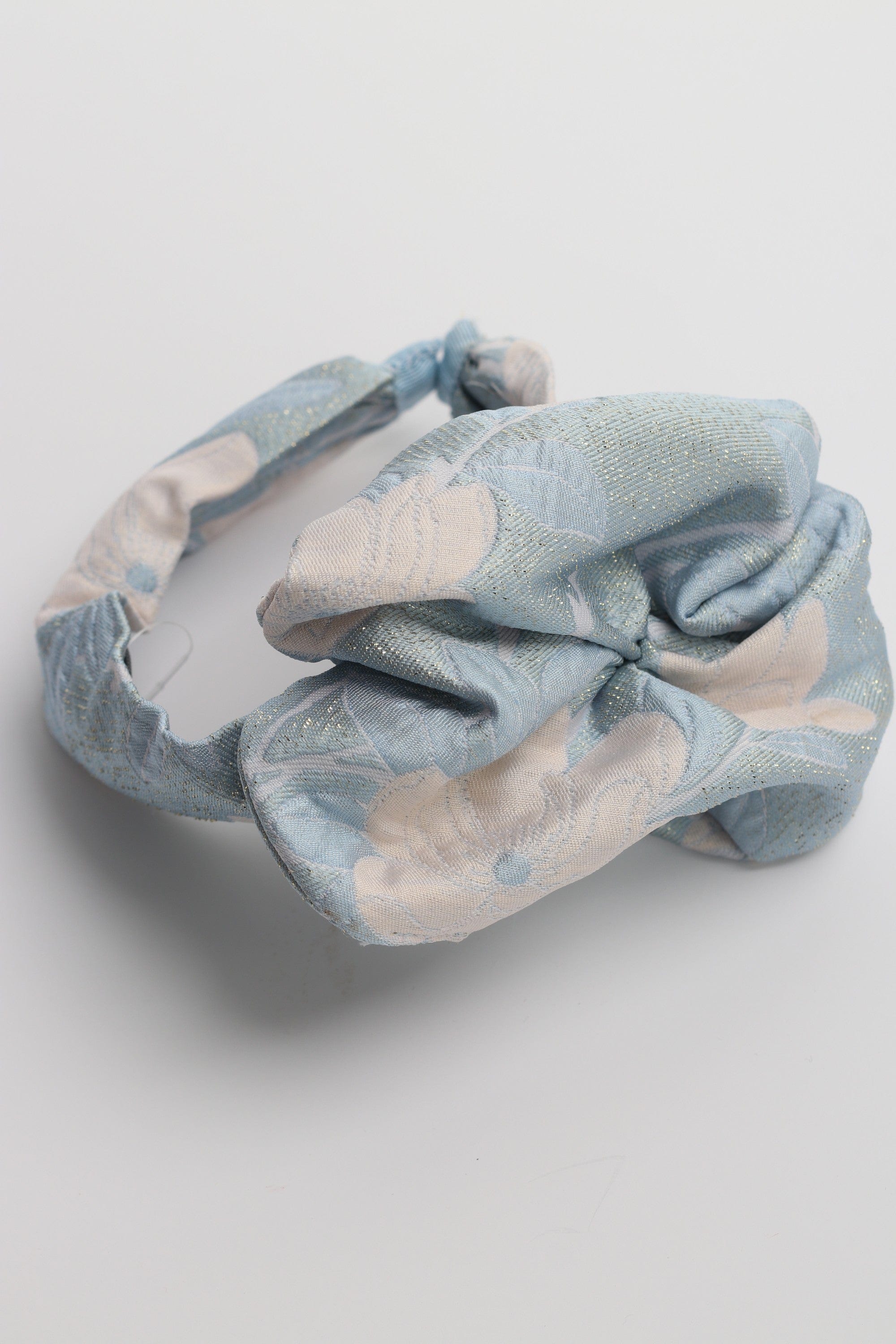 جينجرسنابس طوق سادة مضلع مزين بالورود رمادي