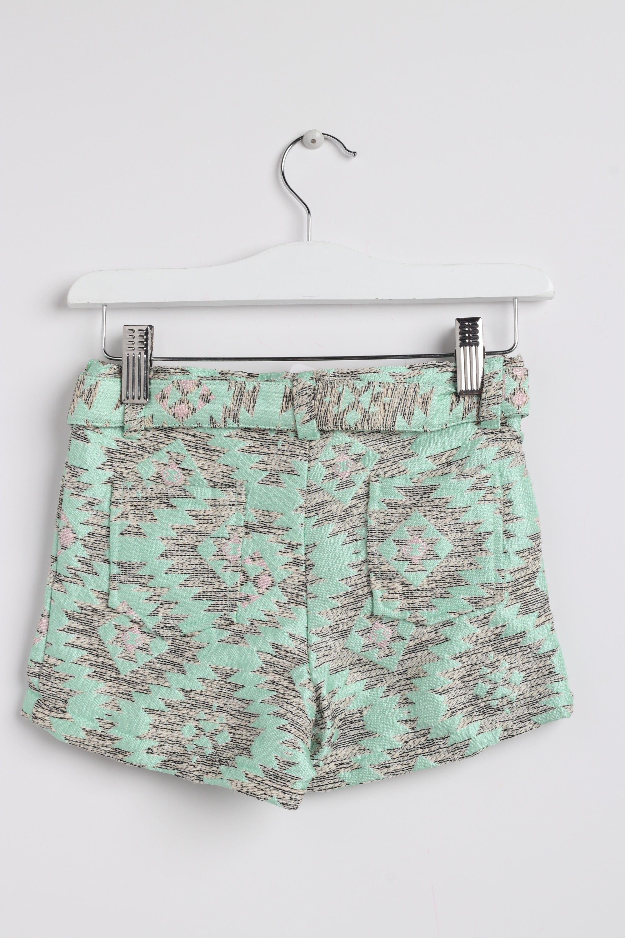 جينجرسنابس شورت منقوش بجيوب مامية برباط بناتي متعدد الألوان