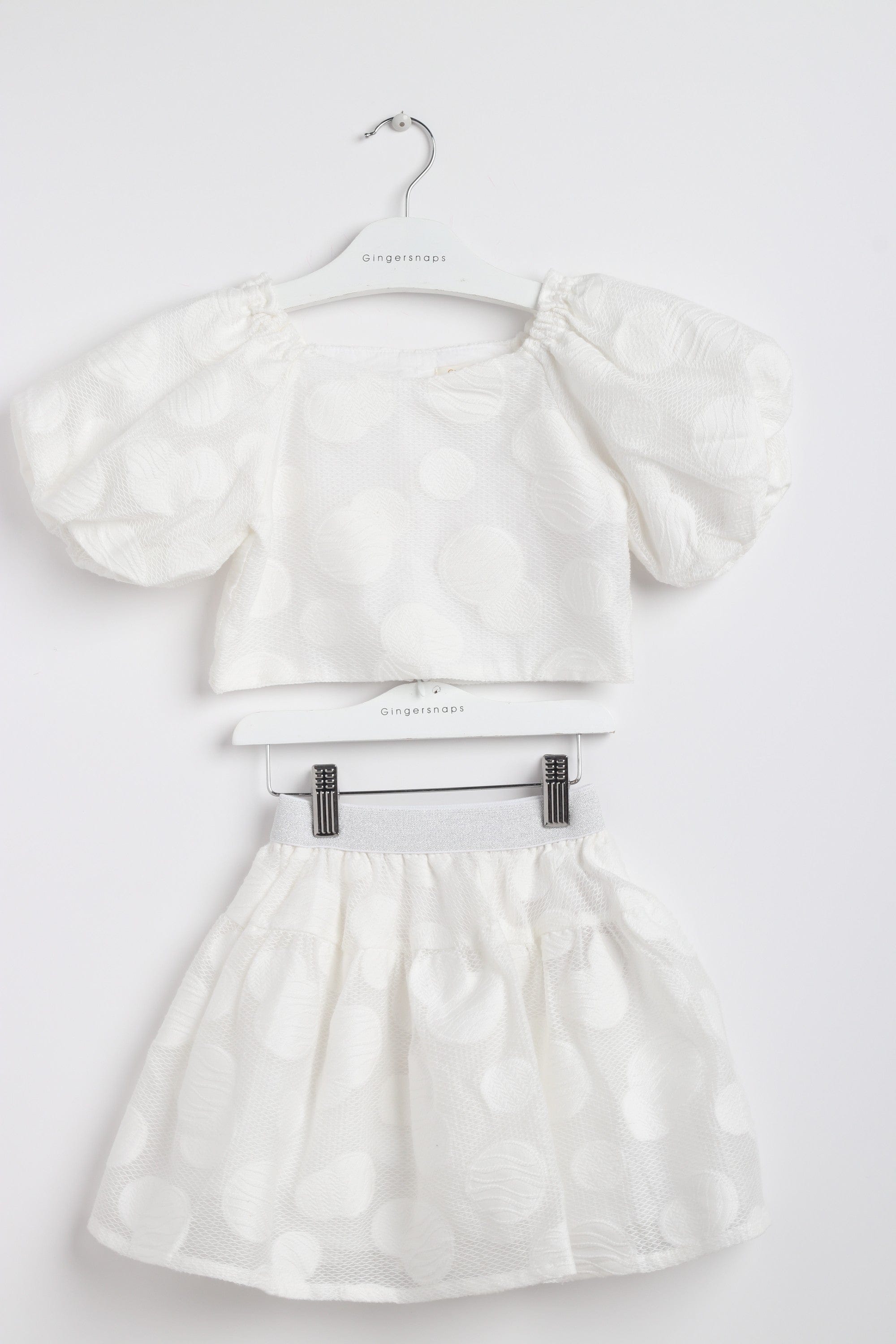 جينجرسنابس طقم بناتي منقوش تنورة وبلوزة أوف وايت